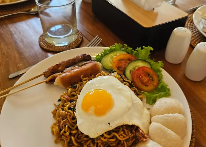 Rumpi Seminyak By Nagisa Bali Legian (Bali)